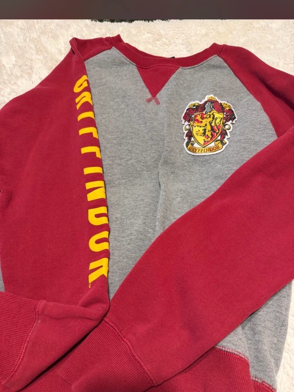 Gryffindor Crest Crewneck Sweatshirt - Maroon & Gray